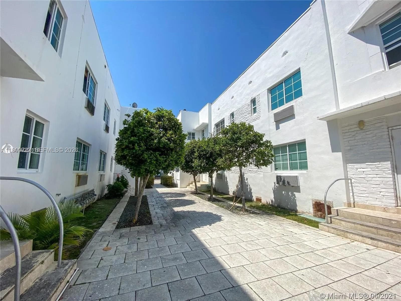 THE LOFTS AT COLLINS COND · #5 in Miami Beach - Photo 24