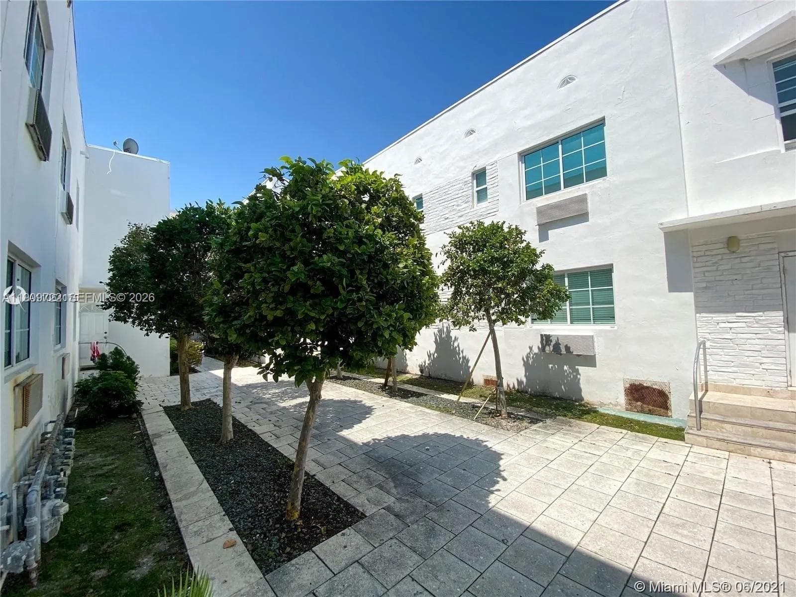THE LOFTS AT COLLINS COND · #5 in Miami Beach - Photo 21