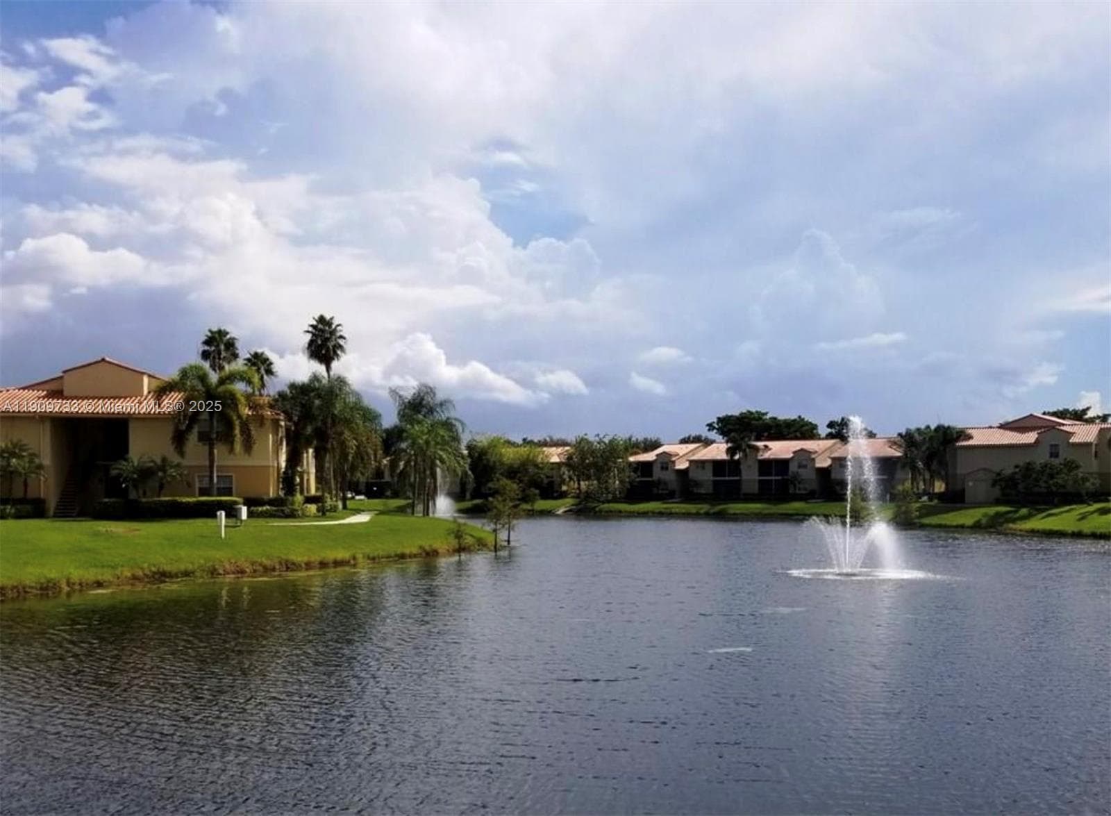 ROYAL POINCIANA CONDO · #2502 in Pompano Beach - Photo 22