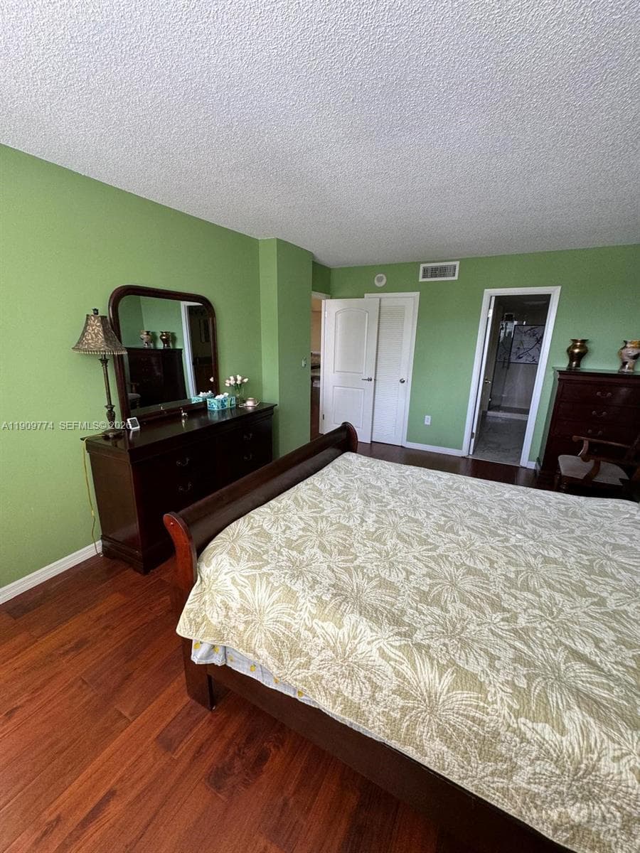 Plaza Towers North Condo · #308 in Hallandale Beach - Photo 10