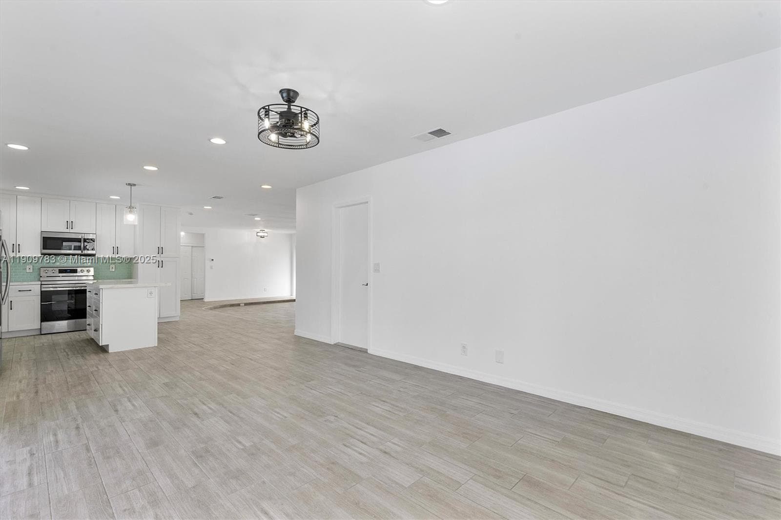 4309 Jackson St photo 11