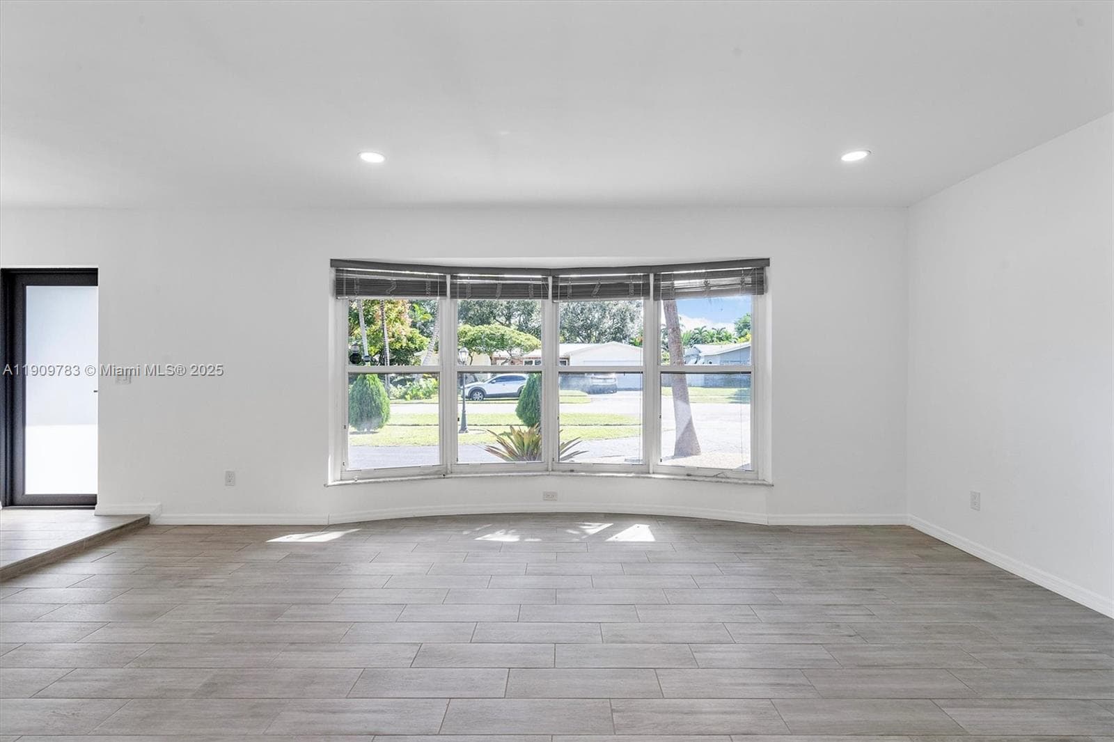 4309 Jackson St photo 8