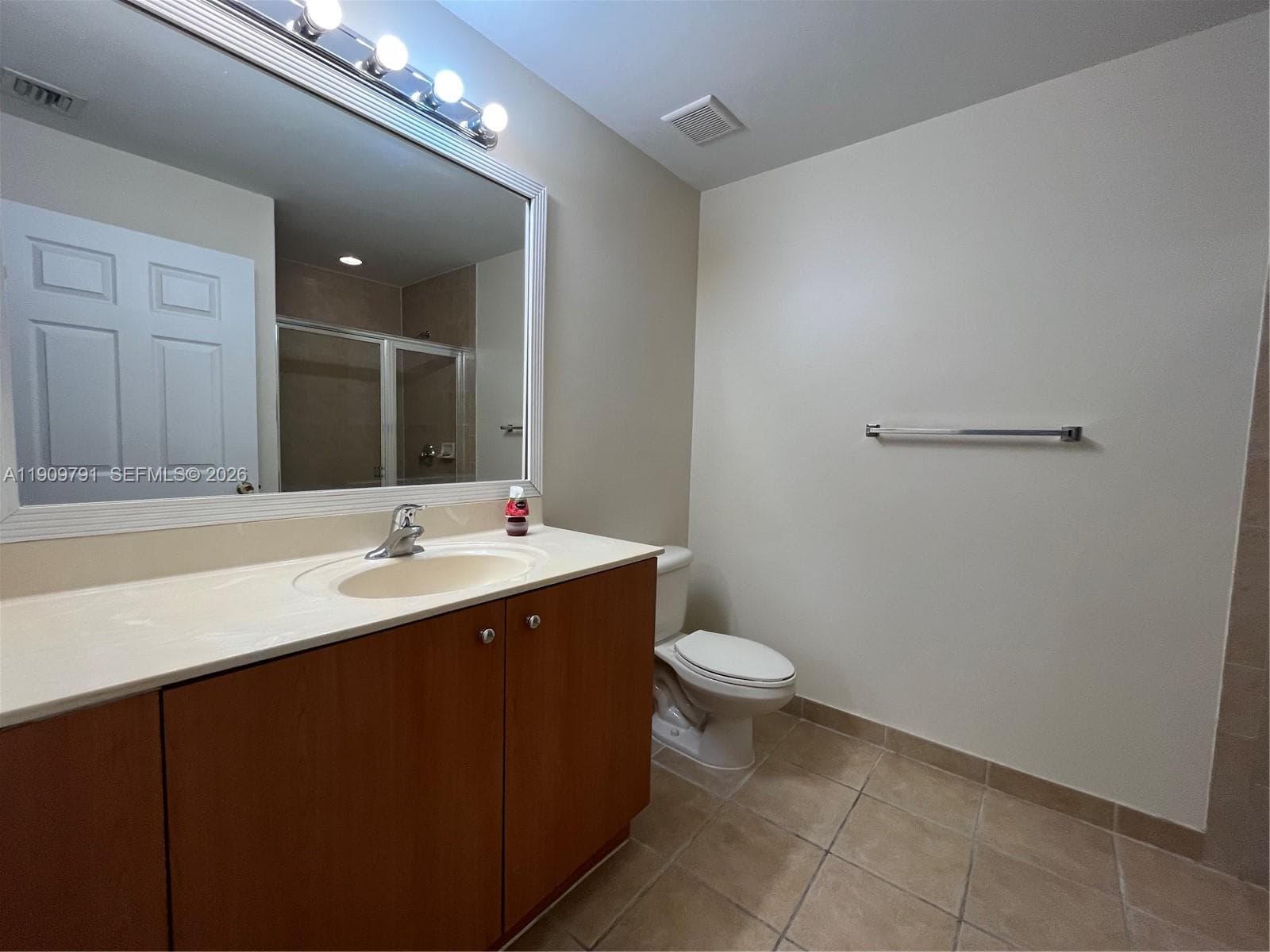 GEORGETOWN · #3416 in Lauderhill - Photo 6
