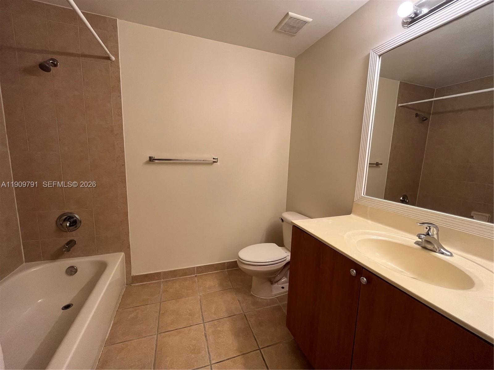 GEORGETOWN · #3416 in Lauderhill - Photo 4