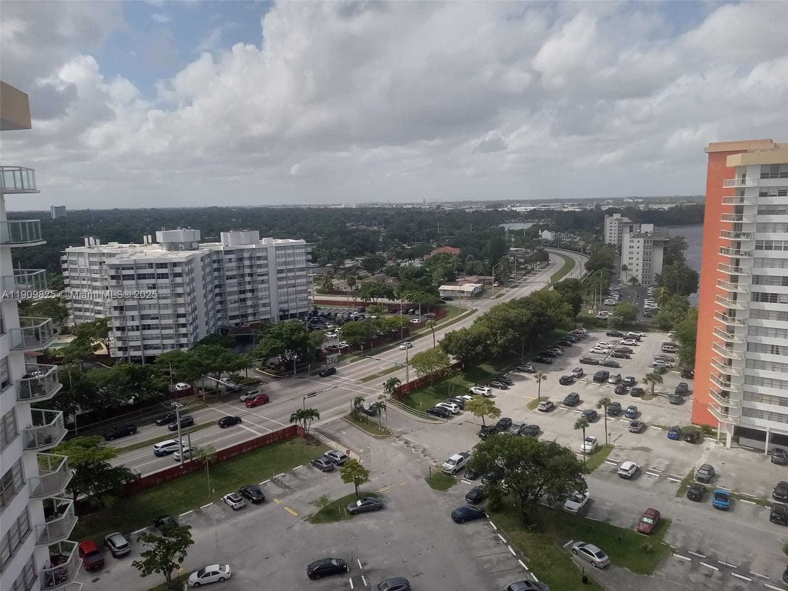 BUCKLEY TOWERS CONDO · #1603E in Miami - Photo 6