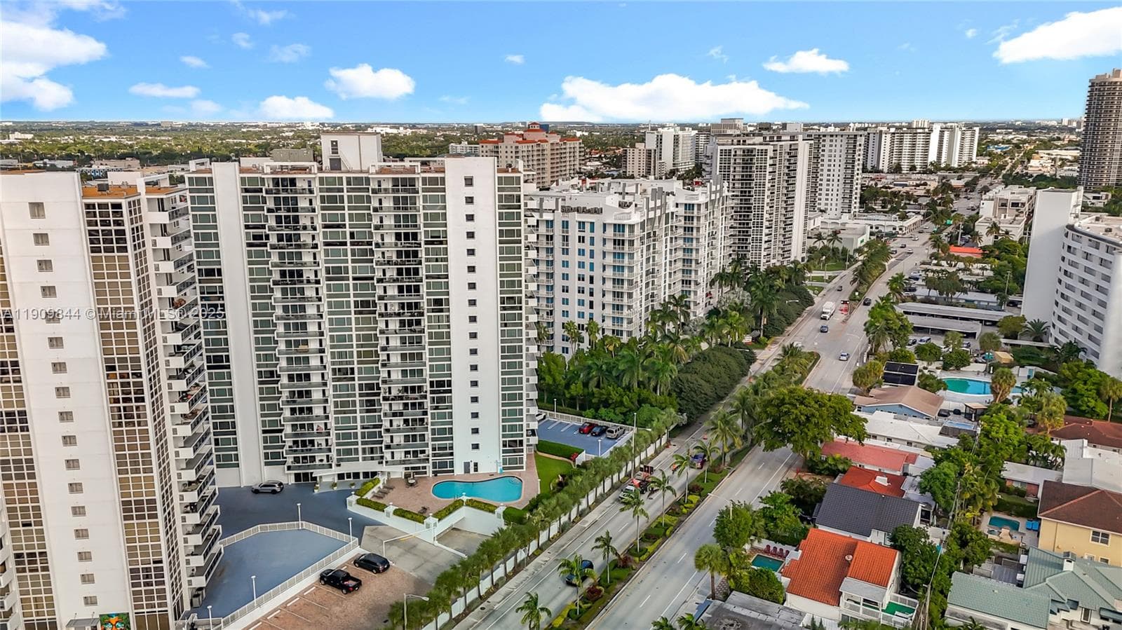 EMBASSY TOWER II INC COND · #15D in Fort Lauderdale - Photo 53