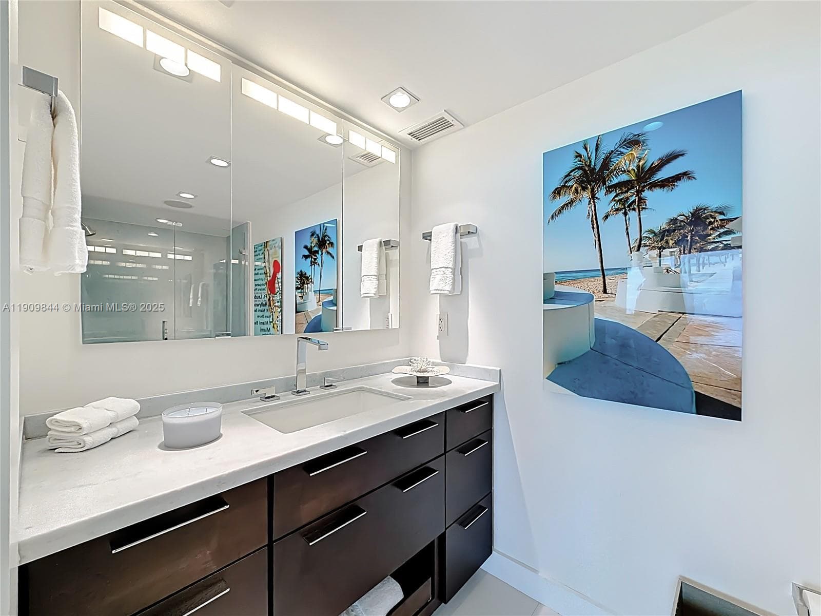 EMBASSY TOWER II INC COND · #15D in Fort Lauderdale - Photo 26