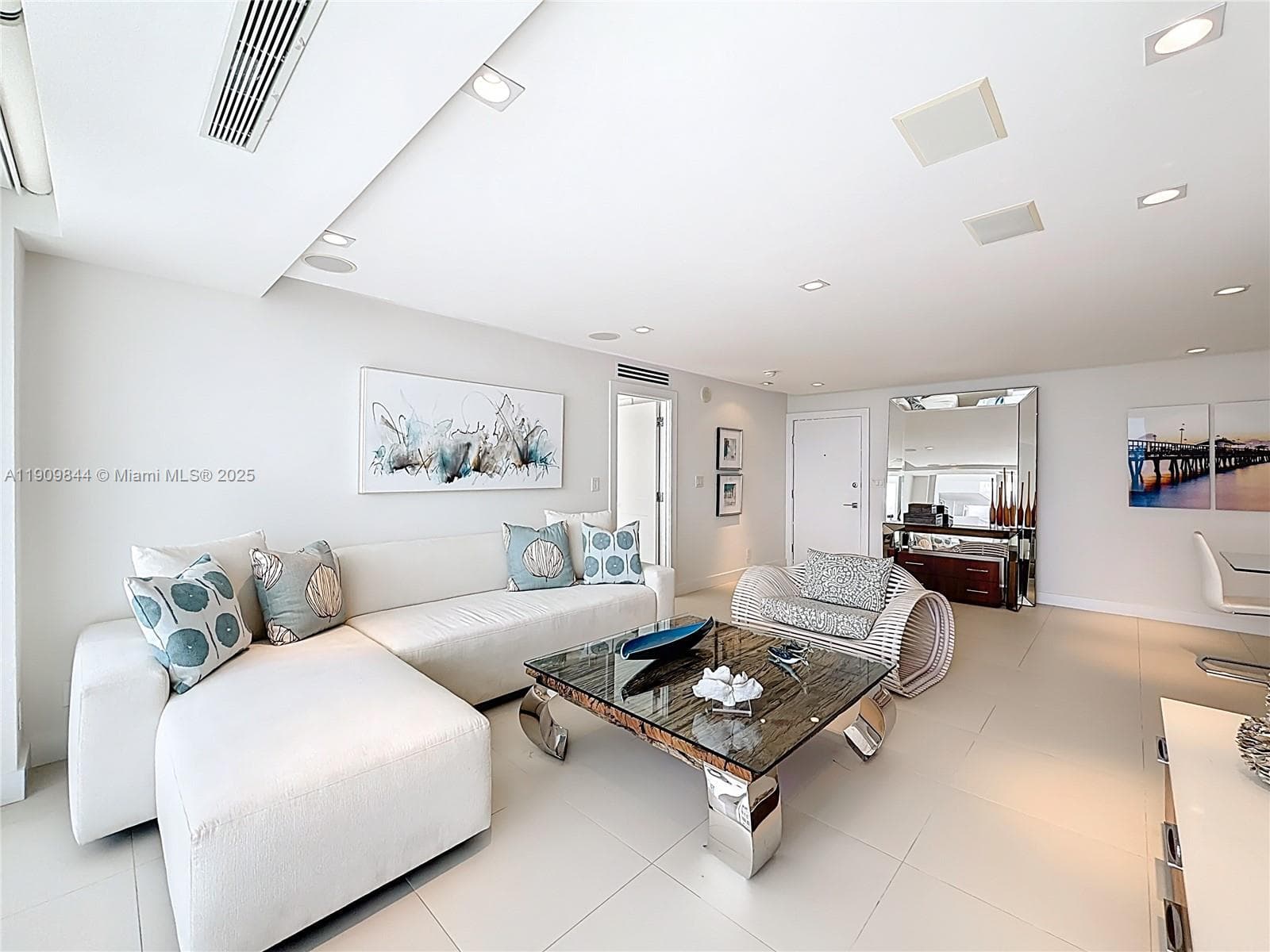 EMBASSY TOWER II INC COND · #15D in Fort Lauderdale - Photo 7