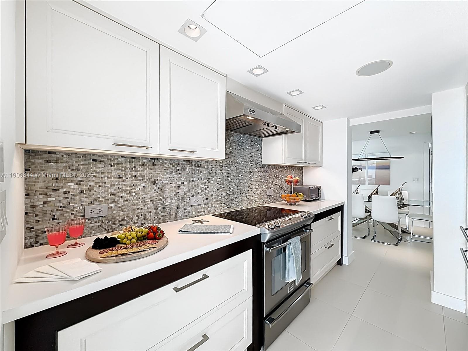 EMBASSY TOWER II INC COND · #15D in Fort Lauderdale - Photo 20