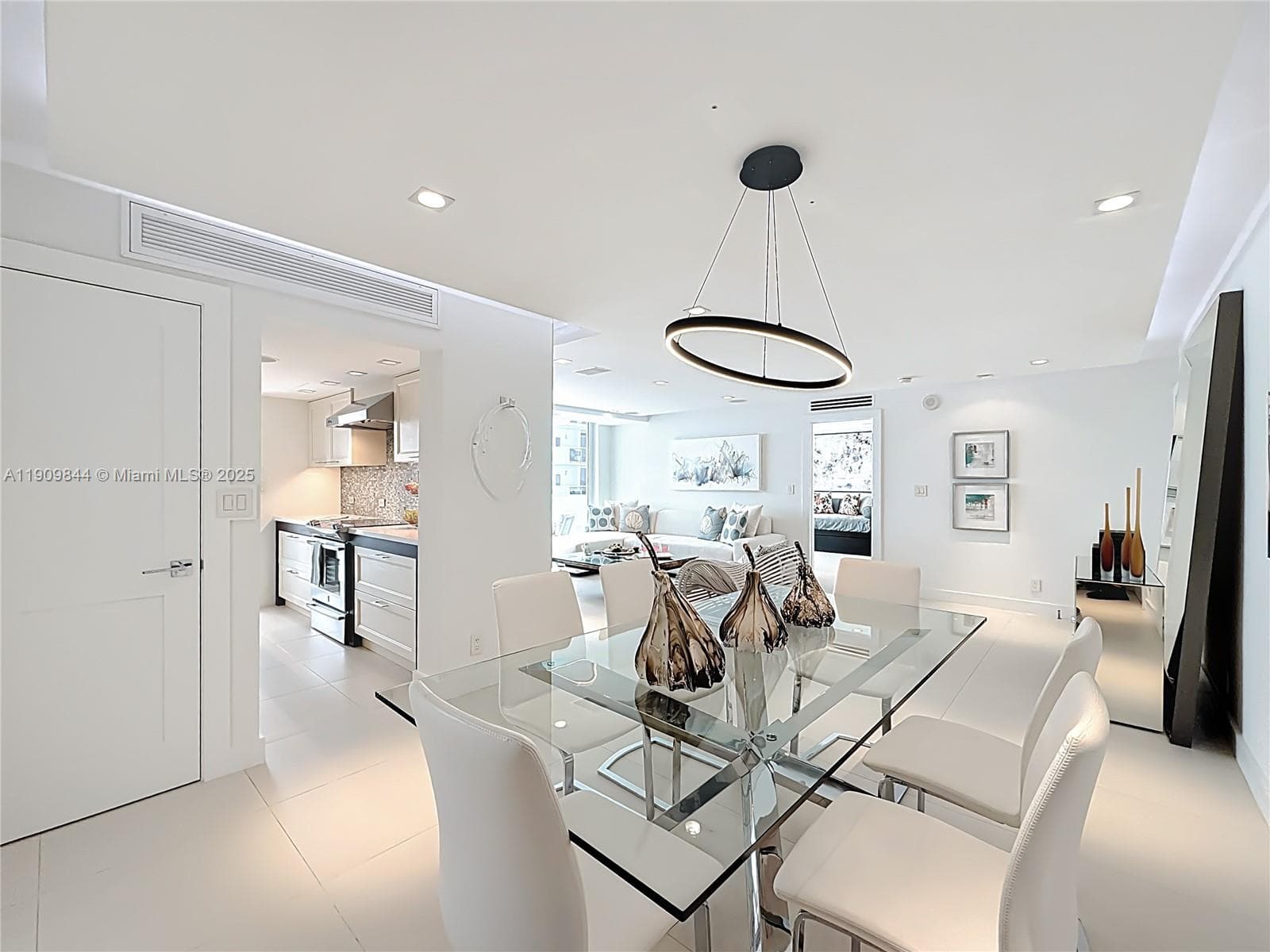 EMBASSY TOWER II INC COND · #15D in Fort Lauderdale - Photo 9