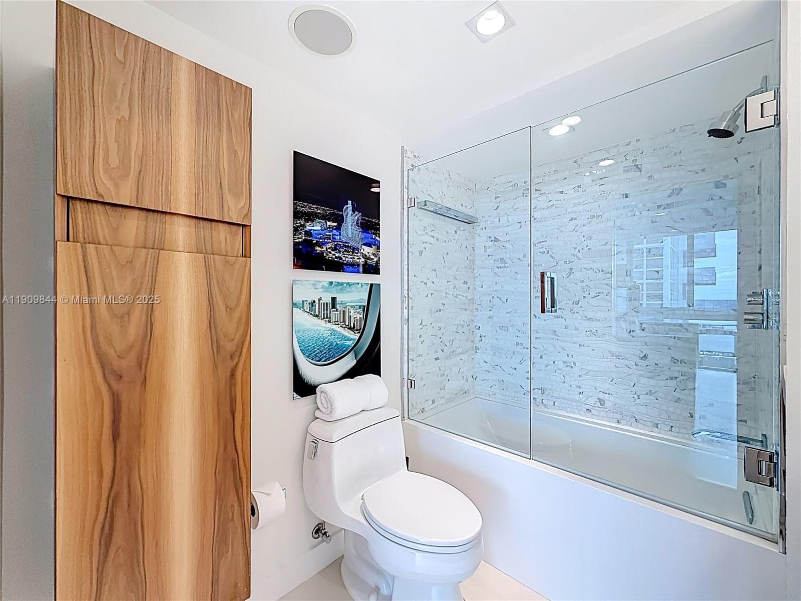 EMBASSY TOWER II INC COND · #15D in Fort Lauderdale - Photo 37