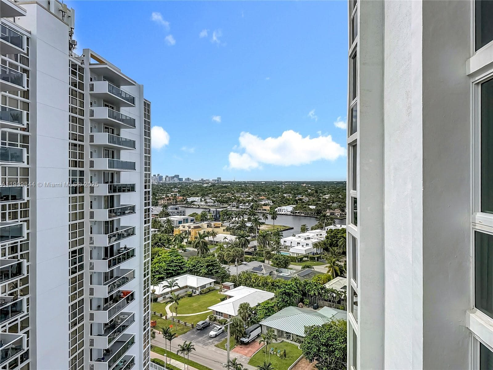 EMBASSY TOWER II INC COND · #15D in Fort Lauderdale - Photo 44