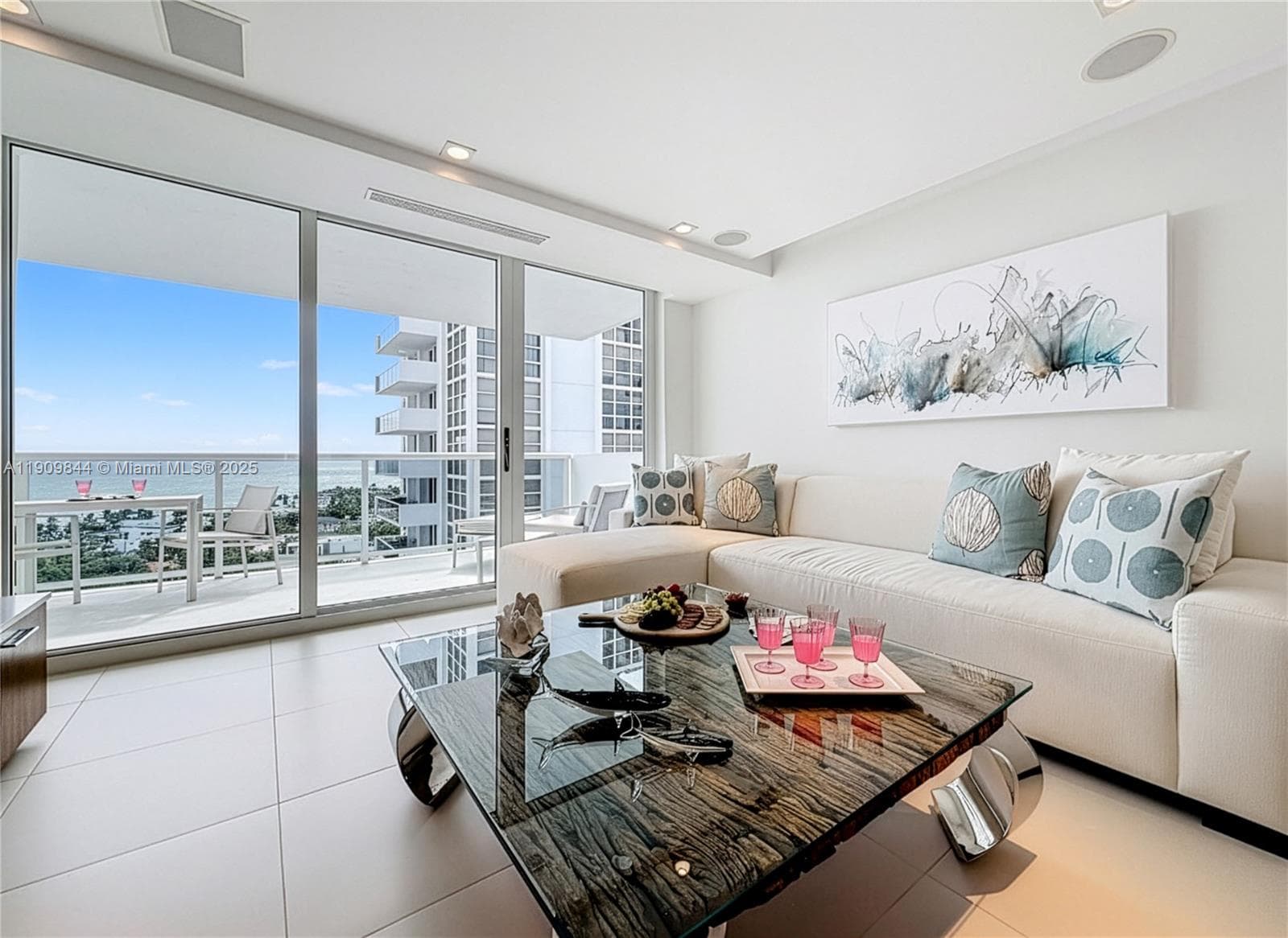 EMBASSY TOWER II INC COND · #15D in Fort Lauderdale - Photo 4
