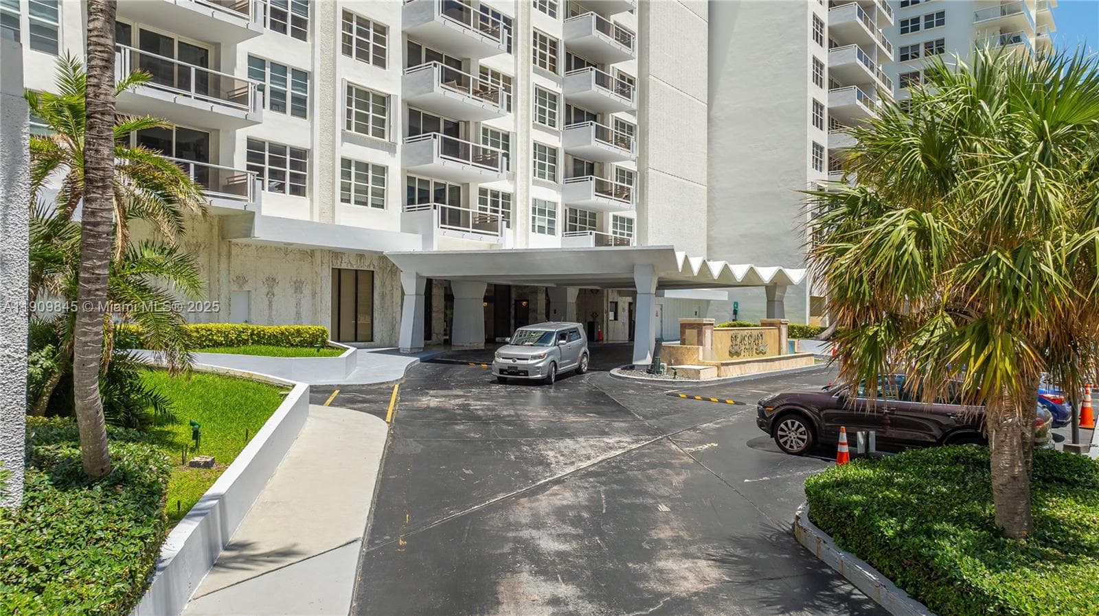 SEACOAST 5700 CONDO · #10D in Miami Beach - Photo 42