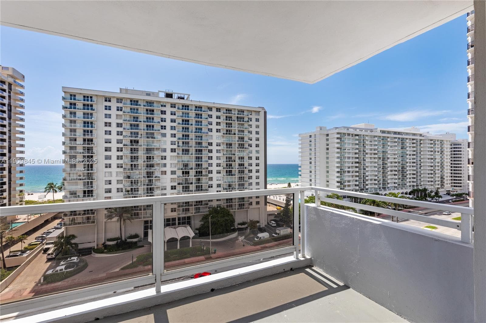 SEACOAST 5700 CONDO · #10D in Miami Beach - Photo 4