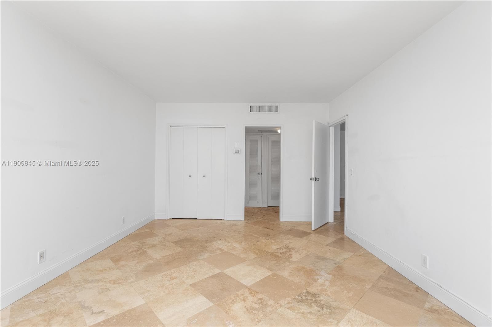 SEACOAST 5700 CONDO · #10D in Miami Beach - Photo 21