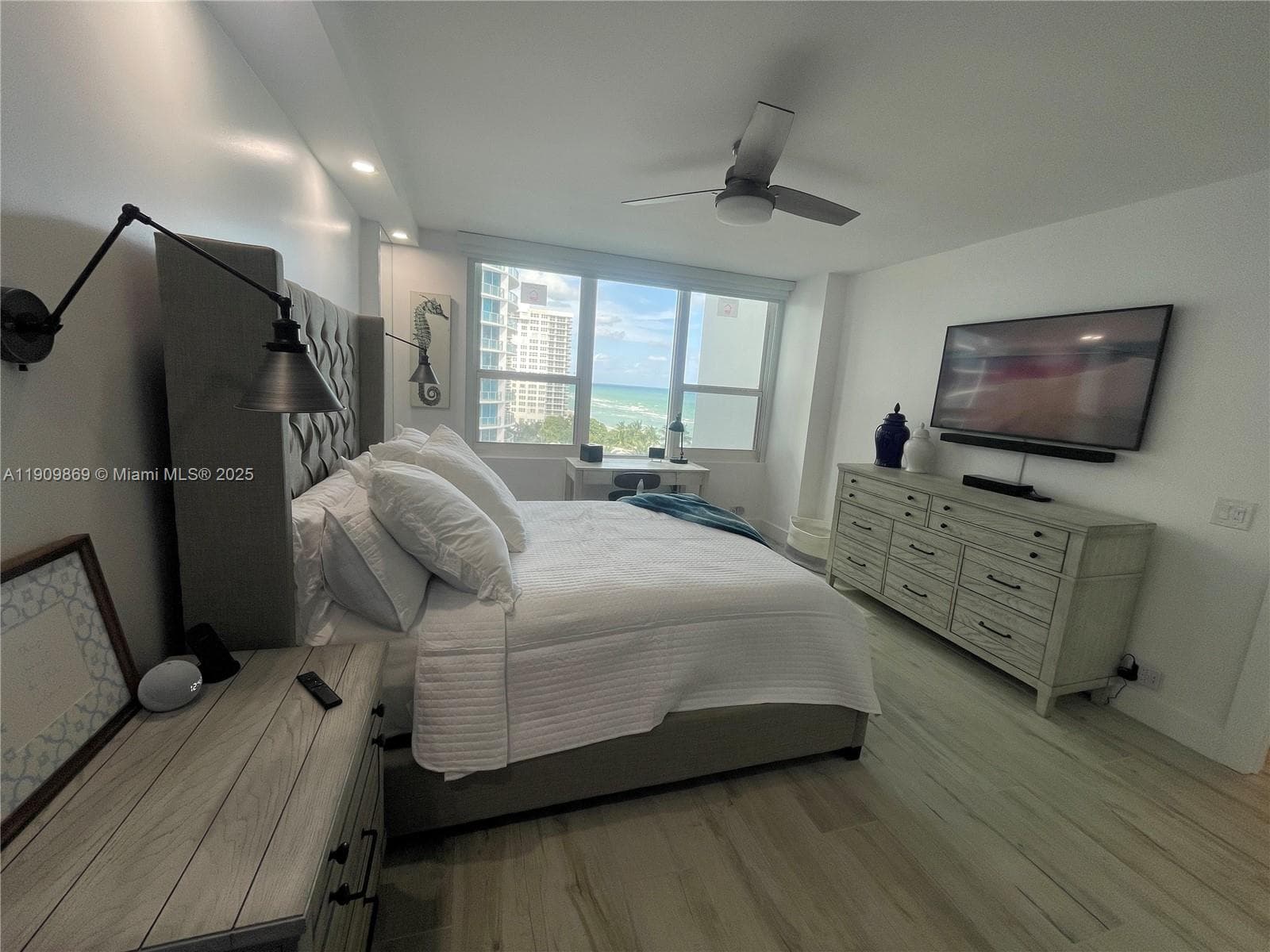 ALEXANDER TOWERS CONDO · #811 in Hollywood - Photo 6