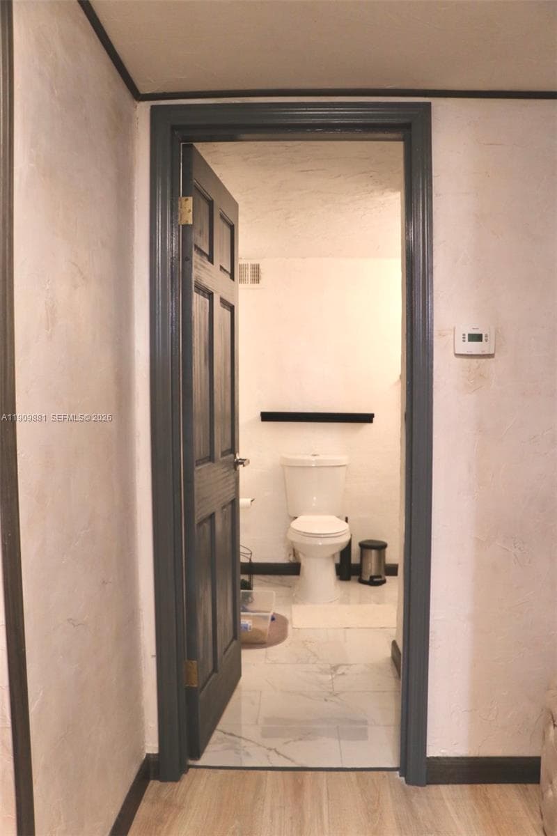 THE OLYMPUS CONDO · #920 in Hallandale Beach - Photo 17