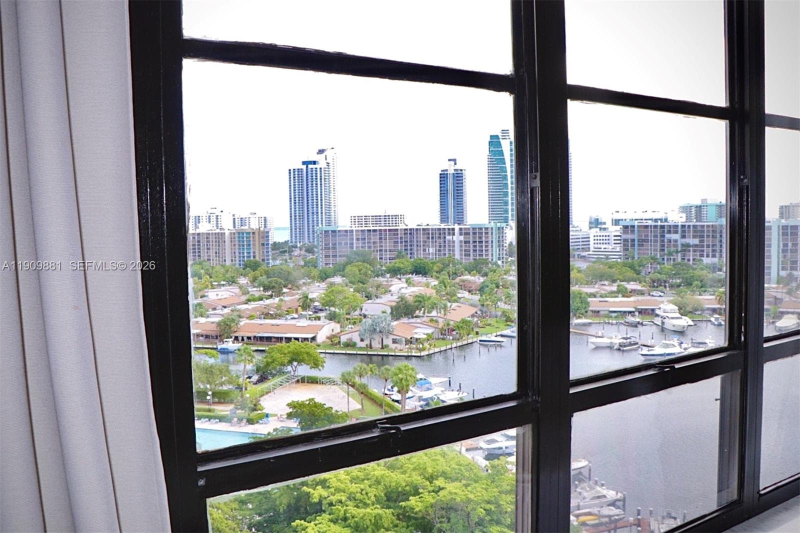 THE OLYMPUS CONDO · #920 in Hallandale Beach - Photo 21