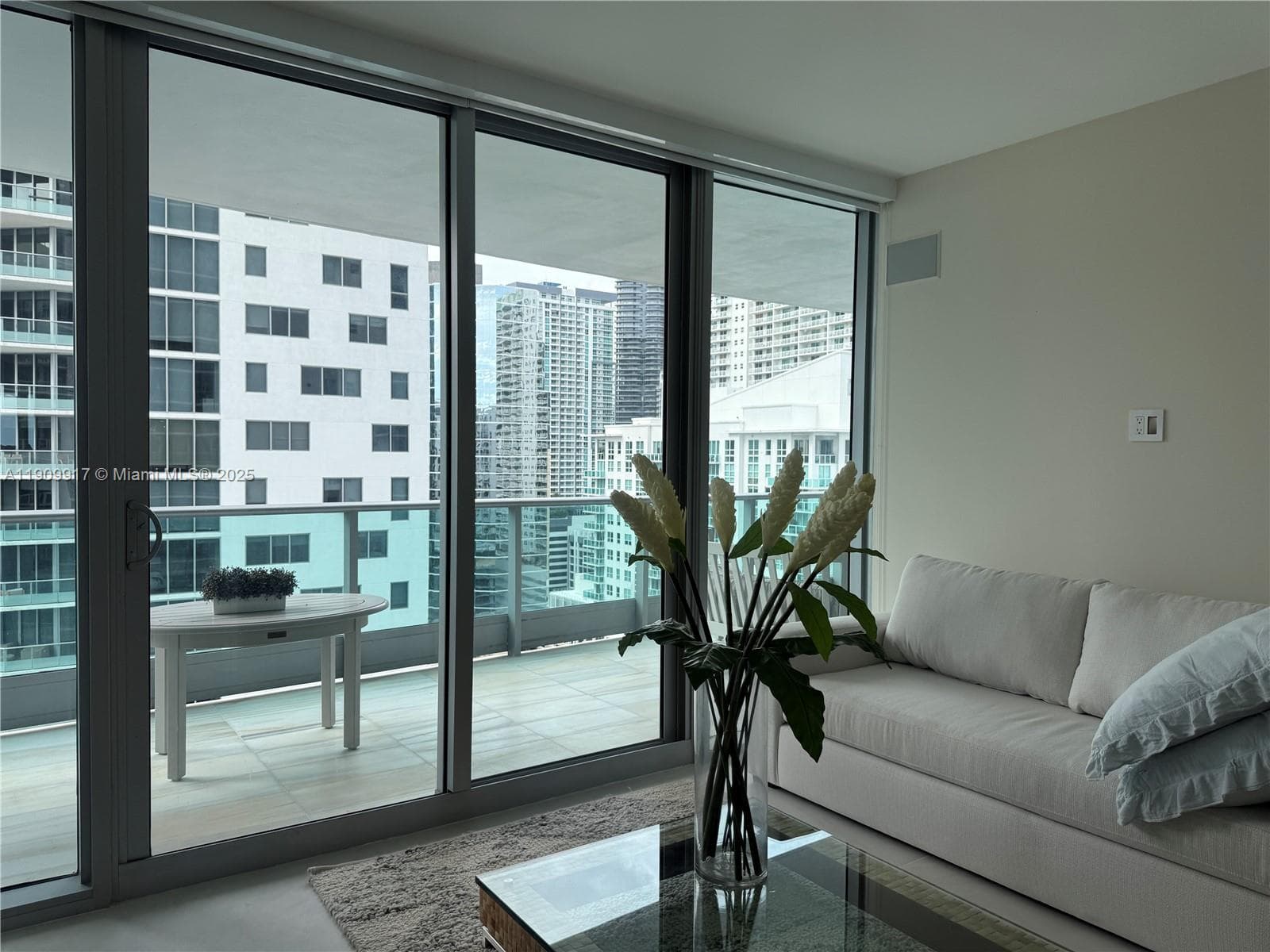Jade Brickell · #2307 in Miami - Photo 22