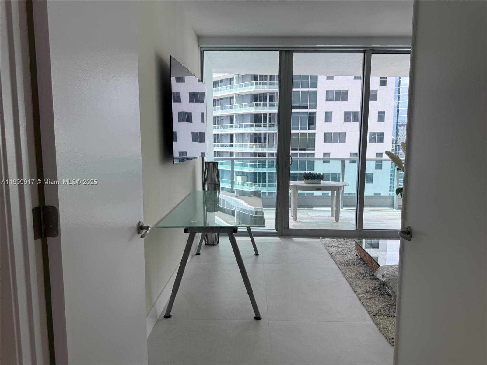 Jade Brickell · #2307 in Miami - Photo 20