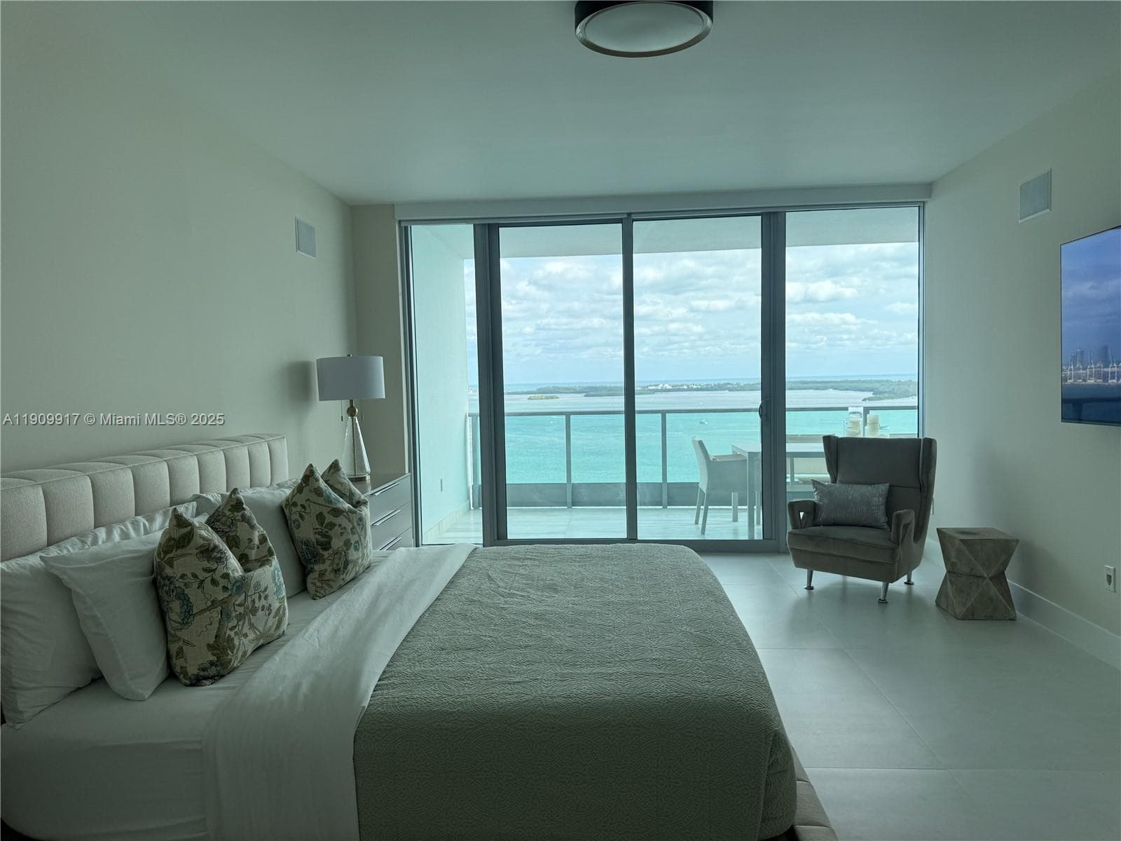 Jade Brickell · #2307 in Miami - Photo 10