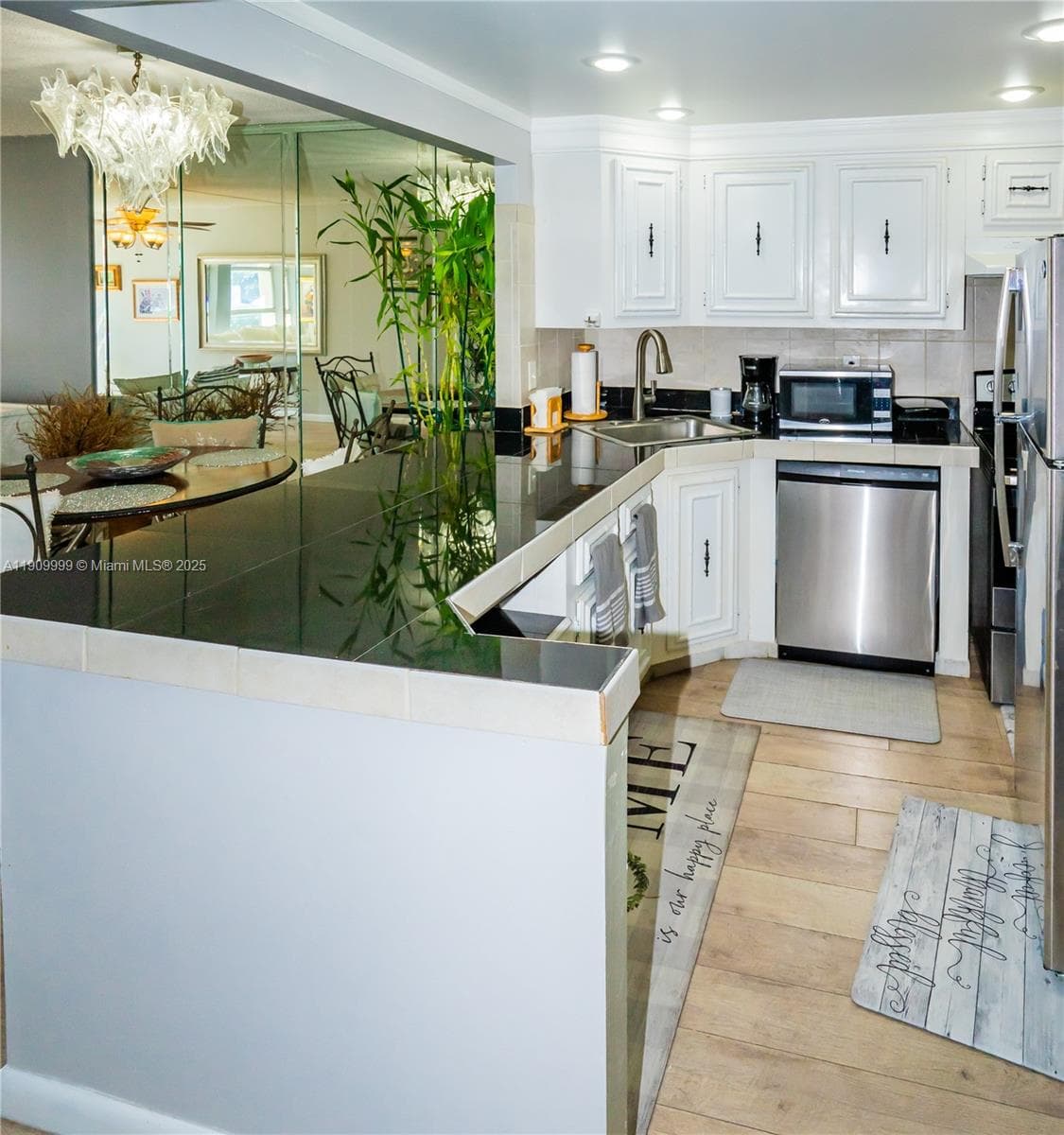 DESOTO PARK CONDO · #517 in Hallandale Beach - Photo 4