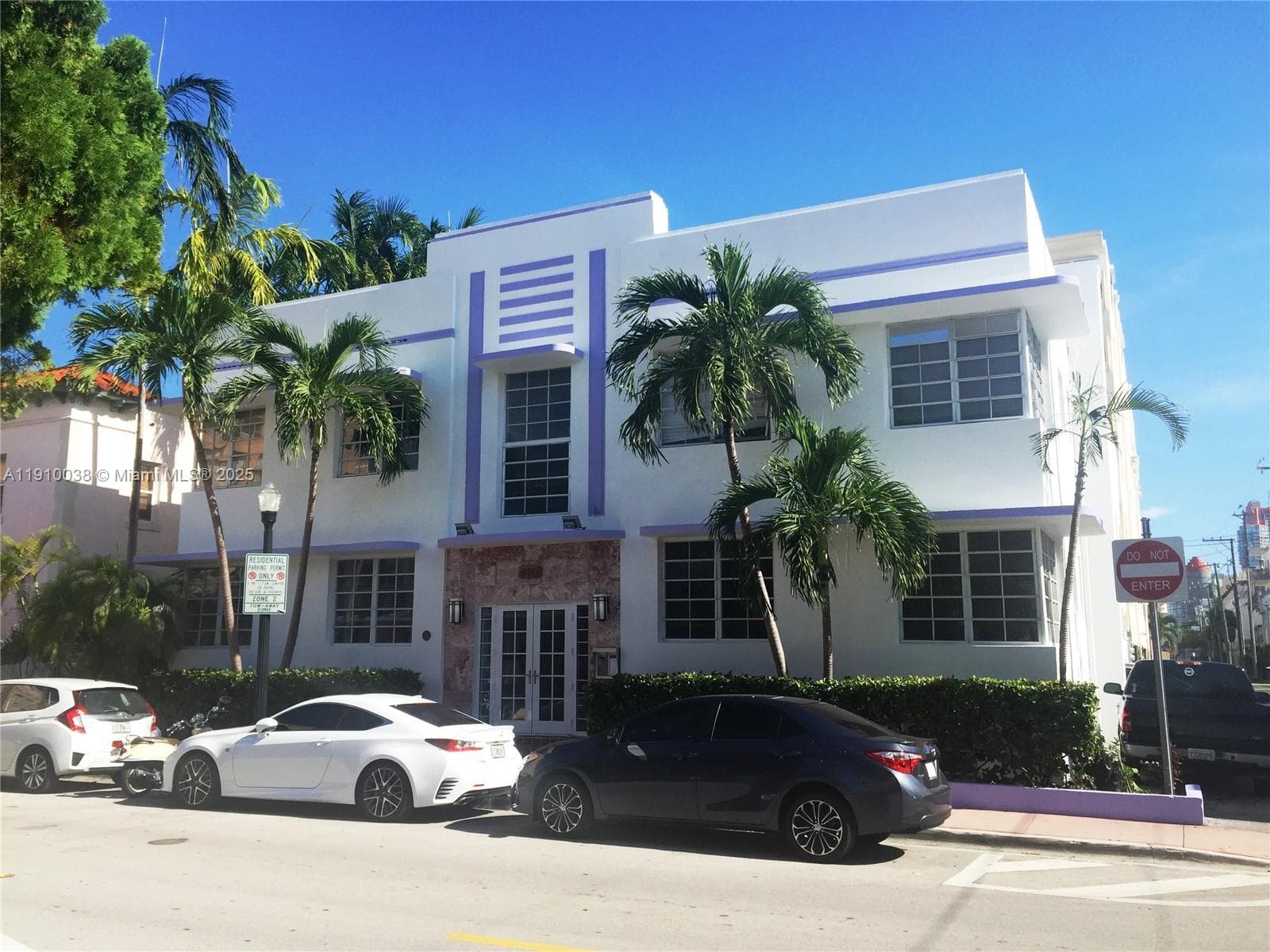 ART DECO CONDO · #105 in Miami Beach - Photo 23