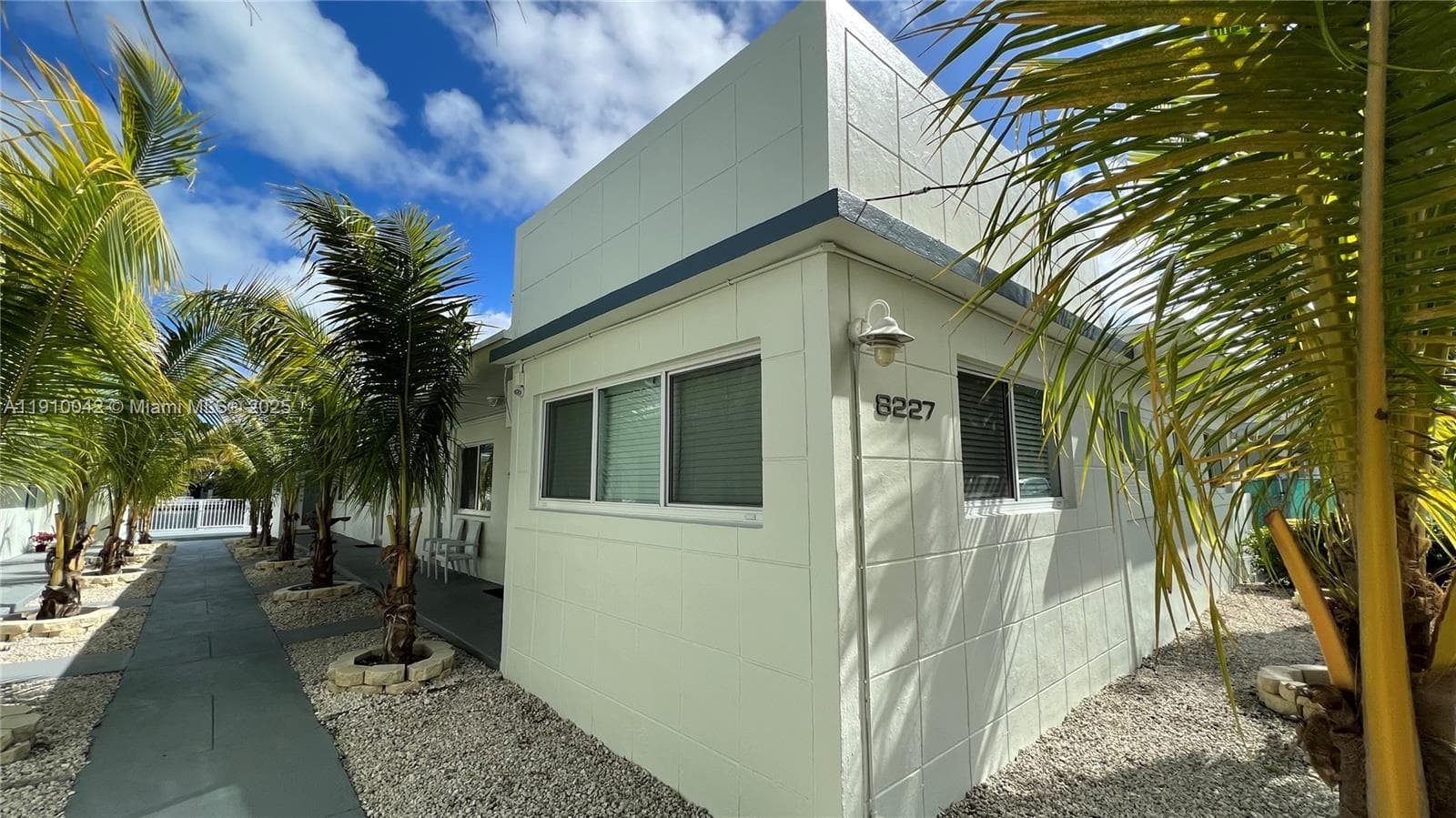 BISCAYNE BCH SUB · #1 in Miami Beach - Photo 22
