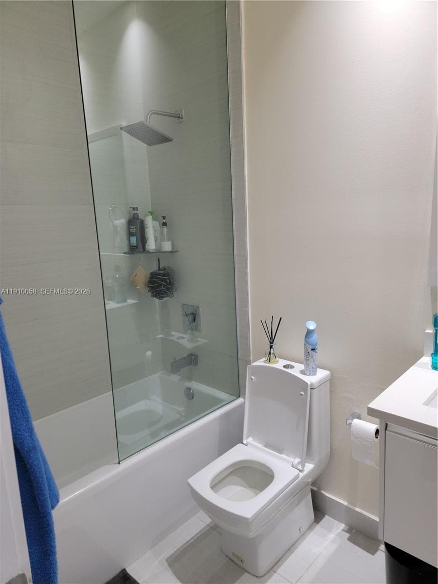 Landmark · #203 in Doral - Photo 14