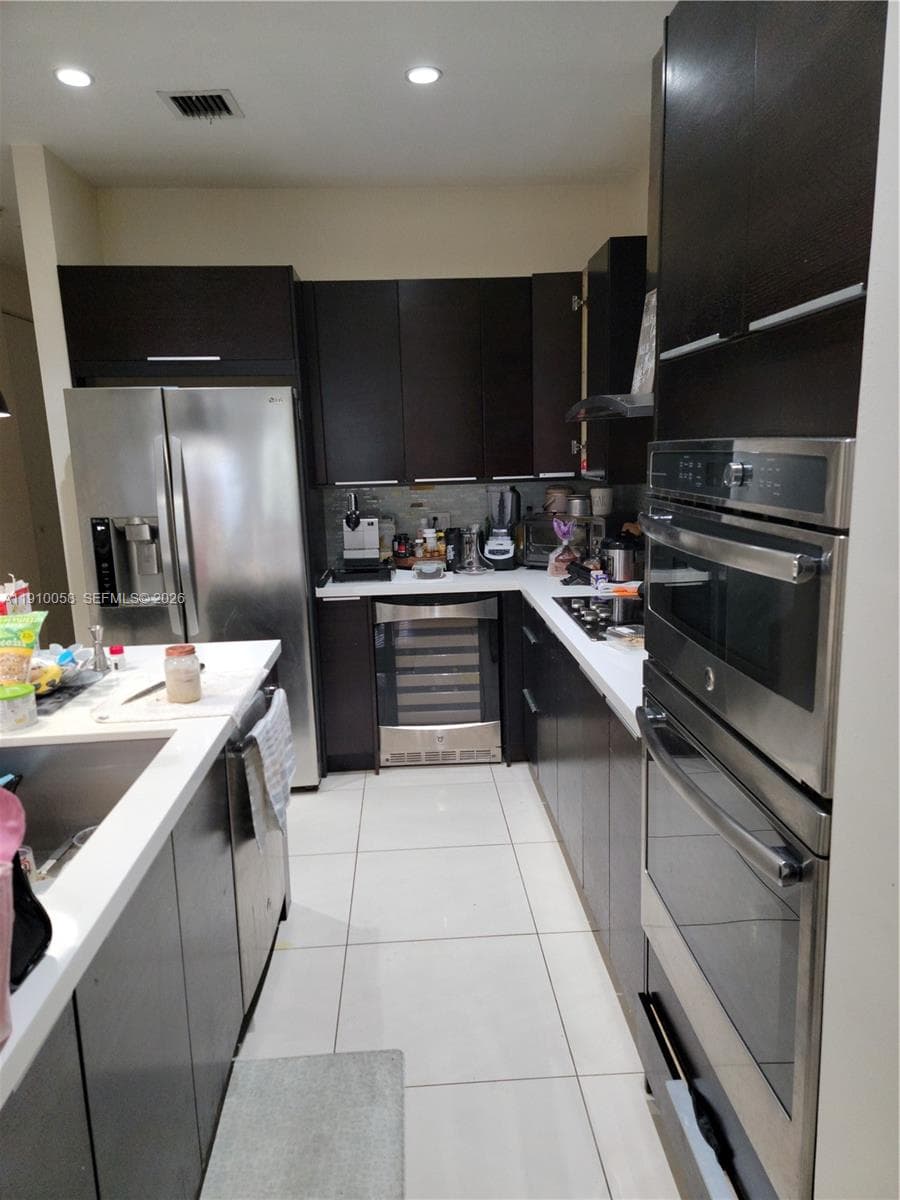 Landmark · #203 in Doral - Photo 4
