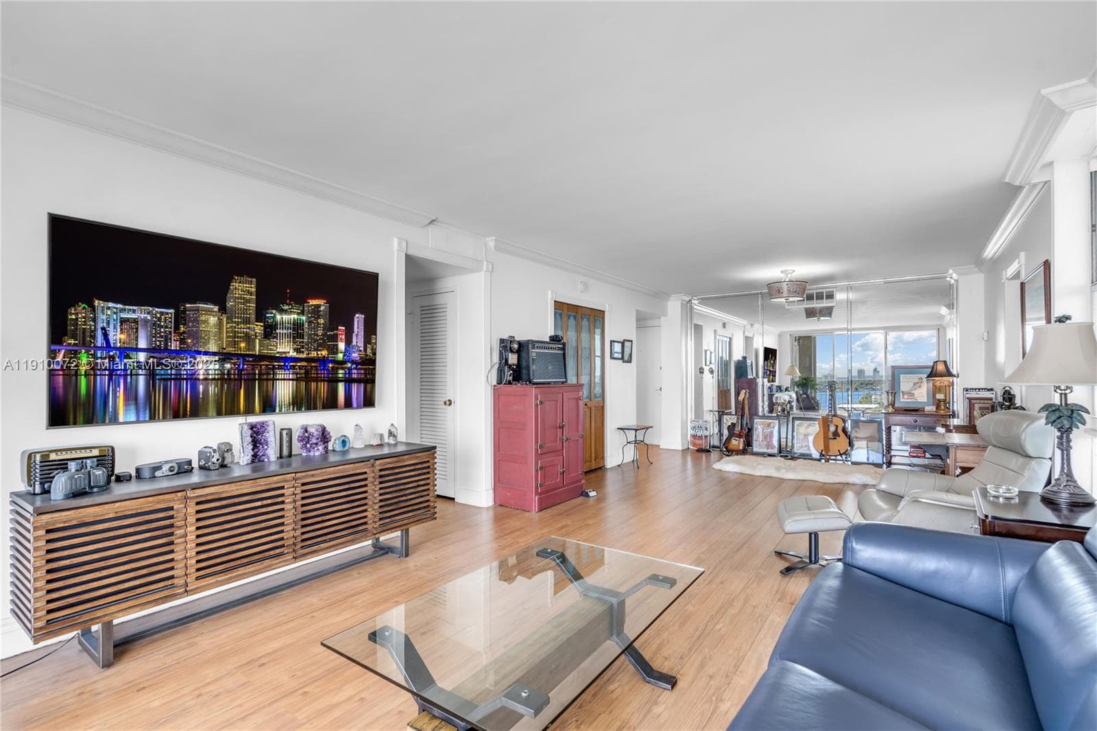 Kennedy House · #PHI in North Bay Village - Photo 17