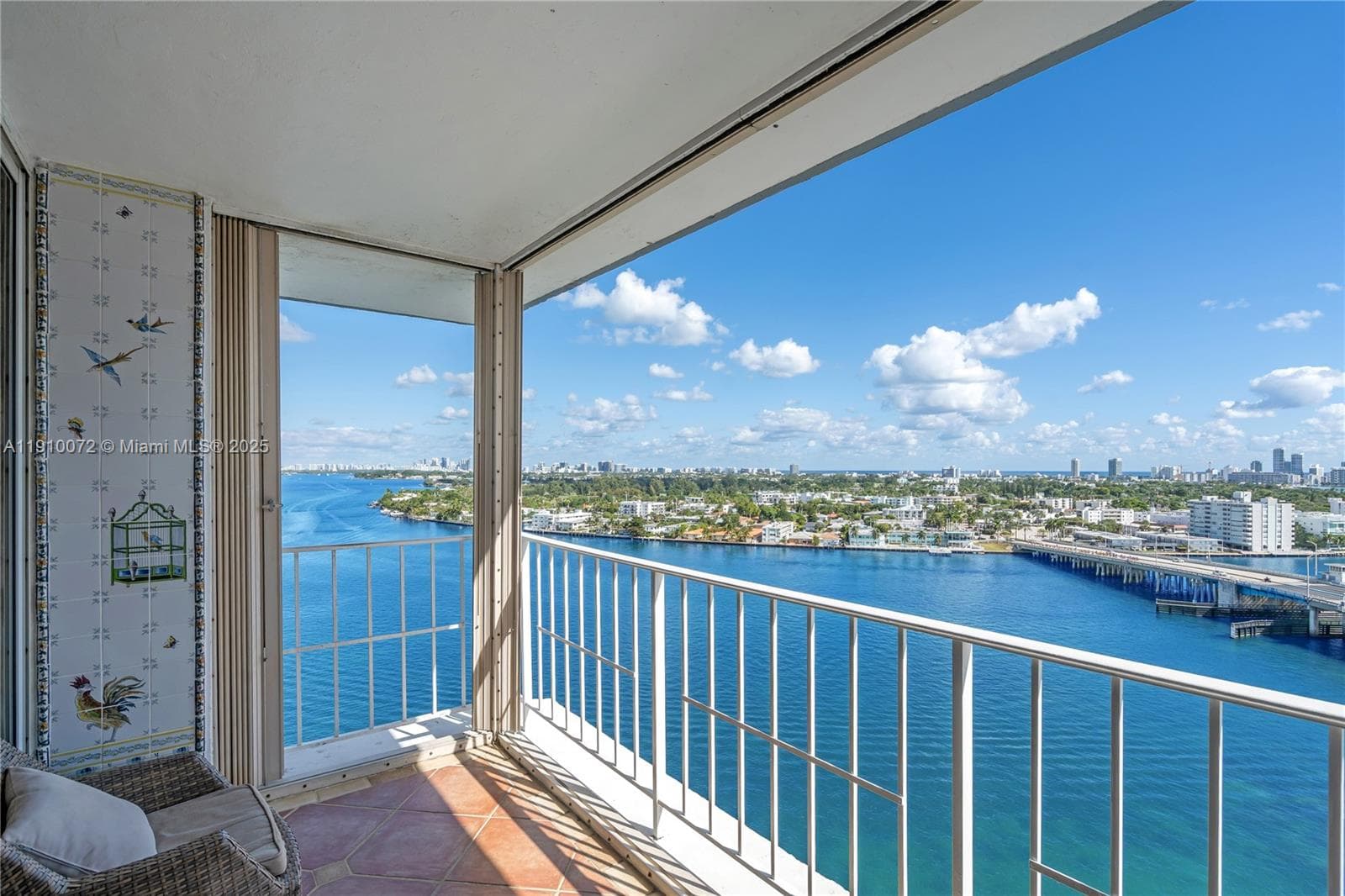 Kennedy House · #PHI in North Bay Village - Photo 9