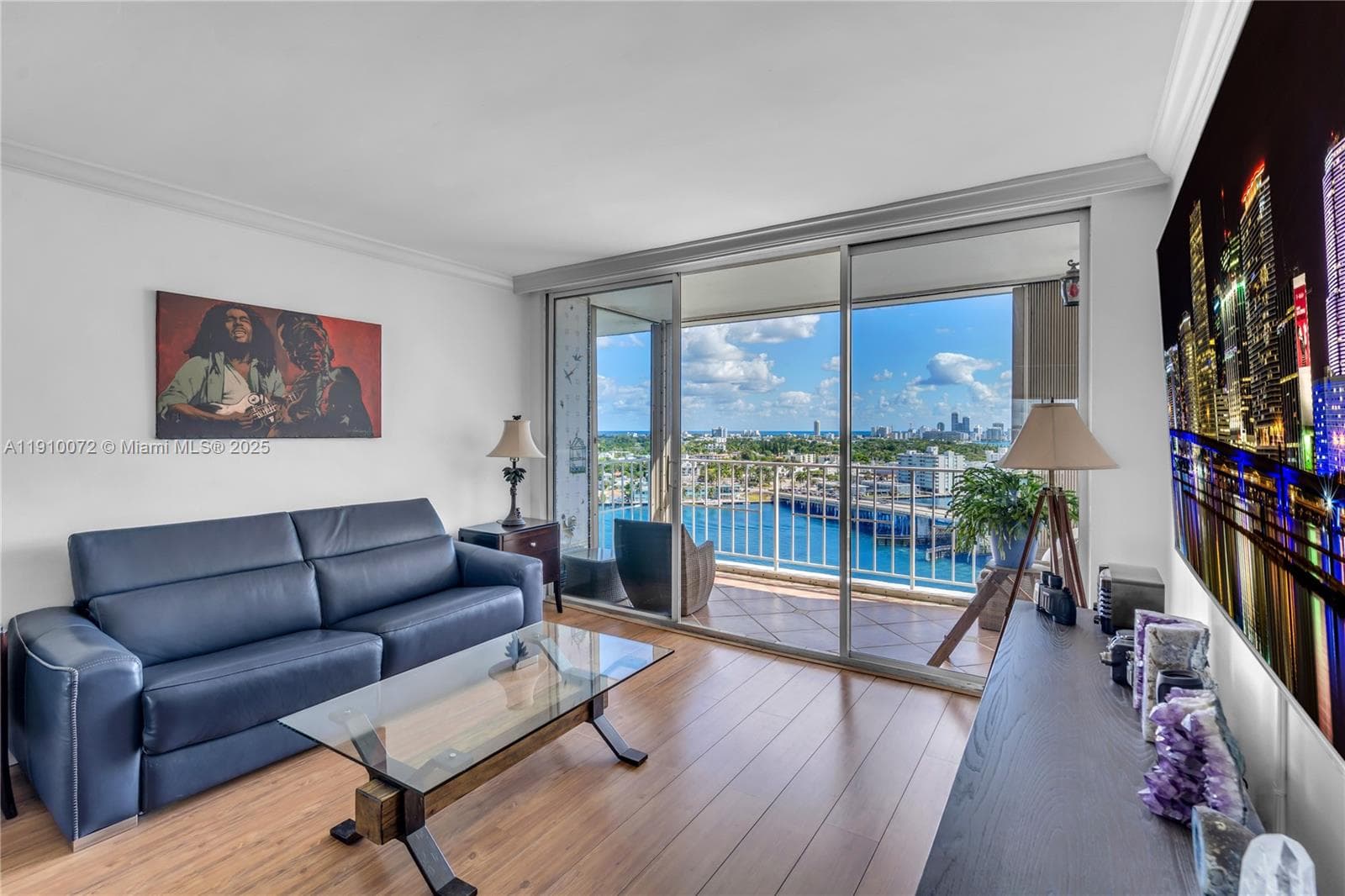 Kennedy House · #PHI in North Bay Village - Photo 14