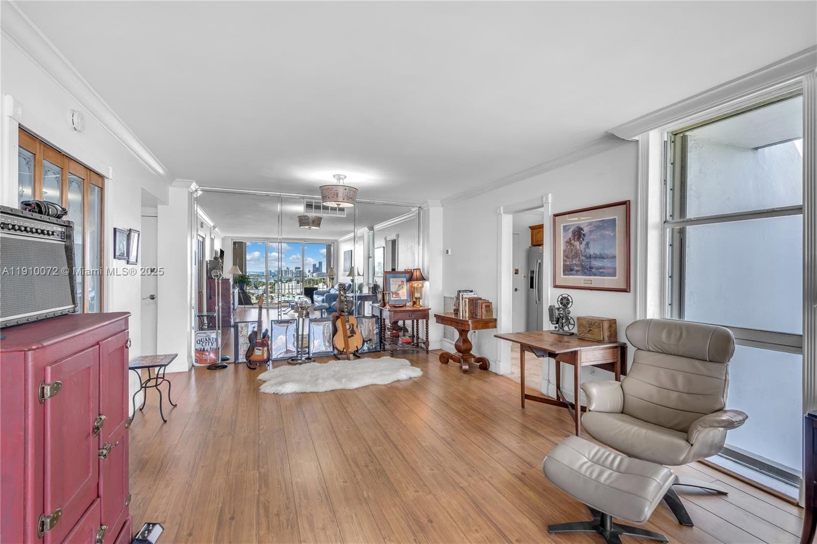 Kennedy House · #PHI in North Bay Village - Photo 18