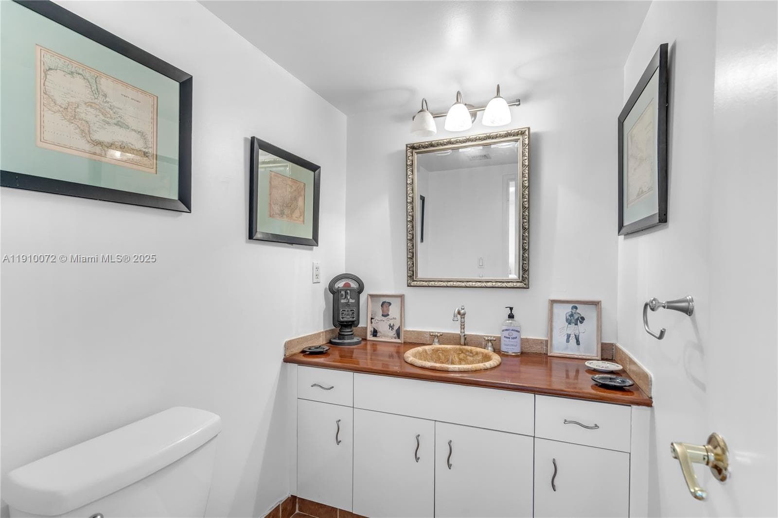 Kennedy House · #PHI in North Bay Village - Photo 29