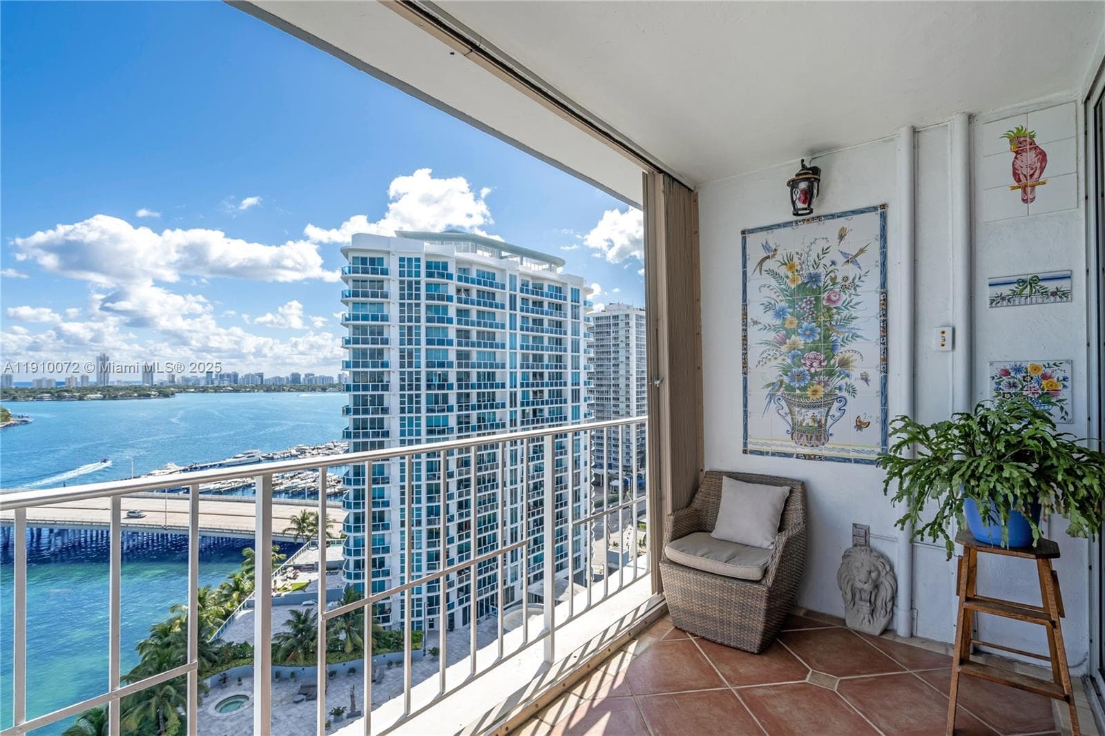 Kennedy House · #PHI in North Bay Village - Photo 8