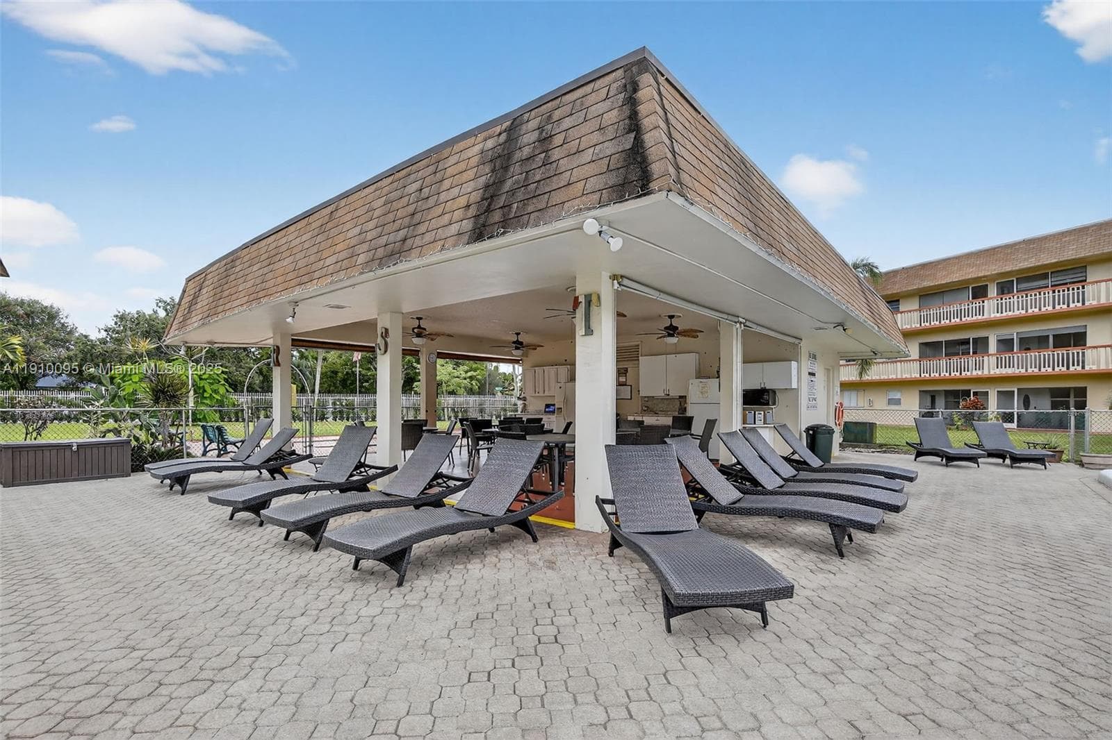 BEVERLY HILLS CONDO · #T218 in Hollywood - Photo 30