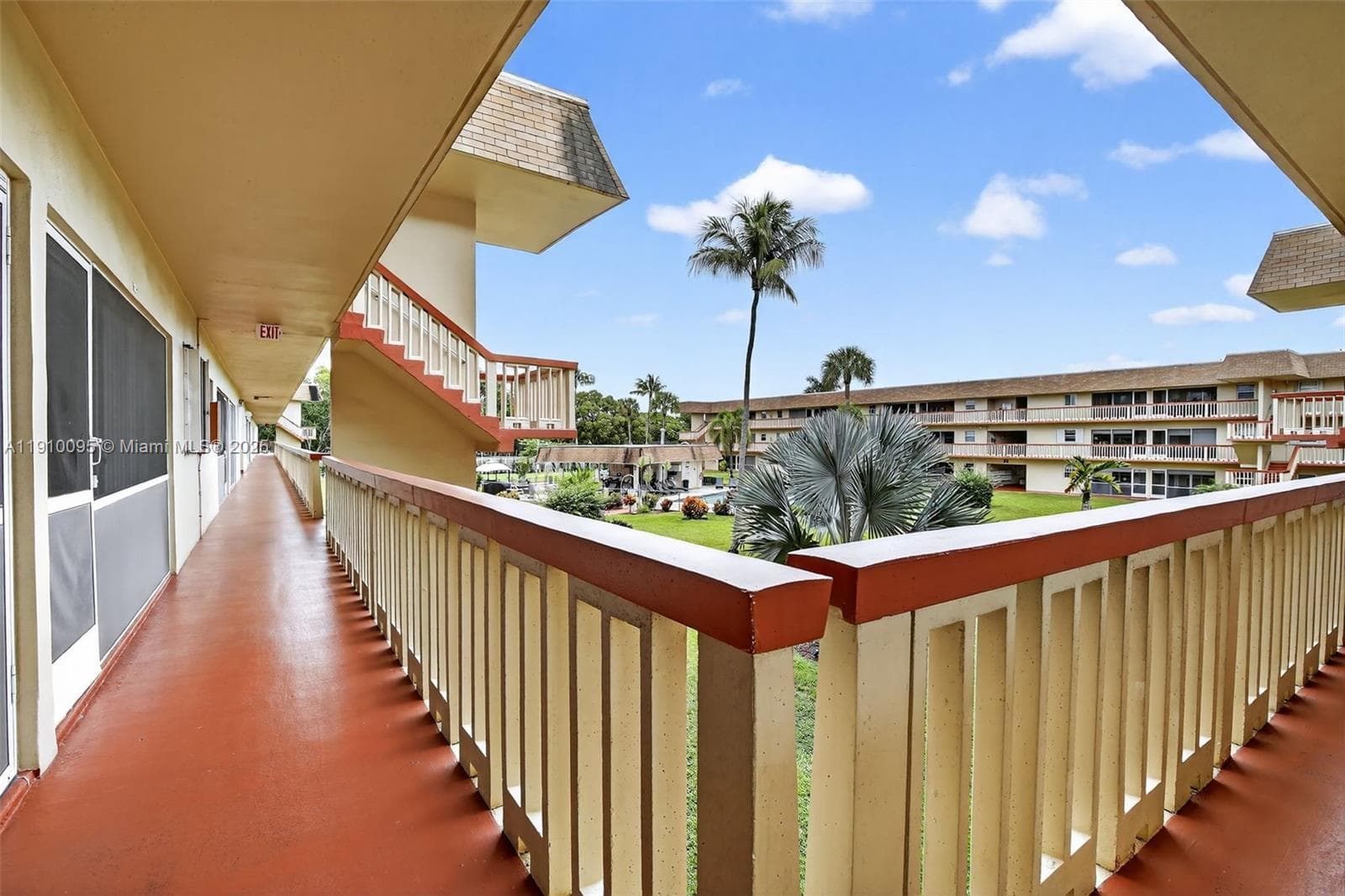 BEVERLY HILLS CONDO · #T218 in Hollywood - Photo 31