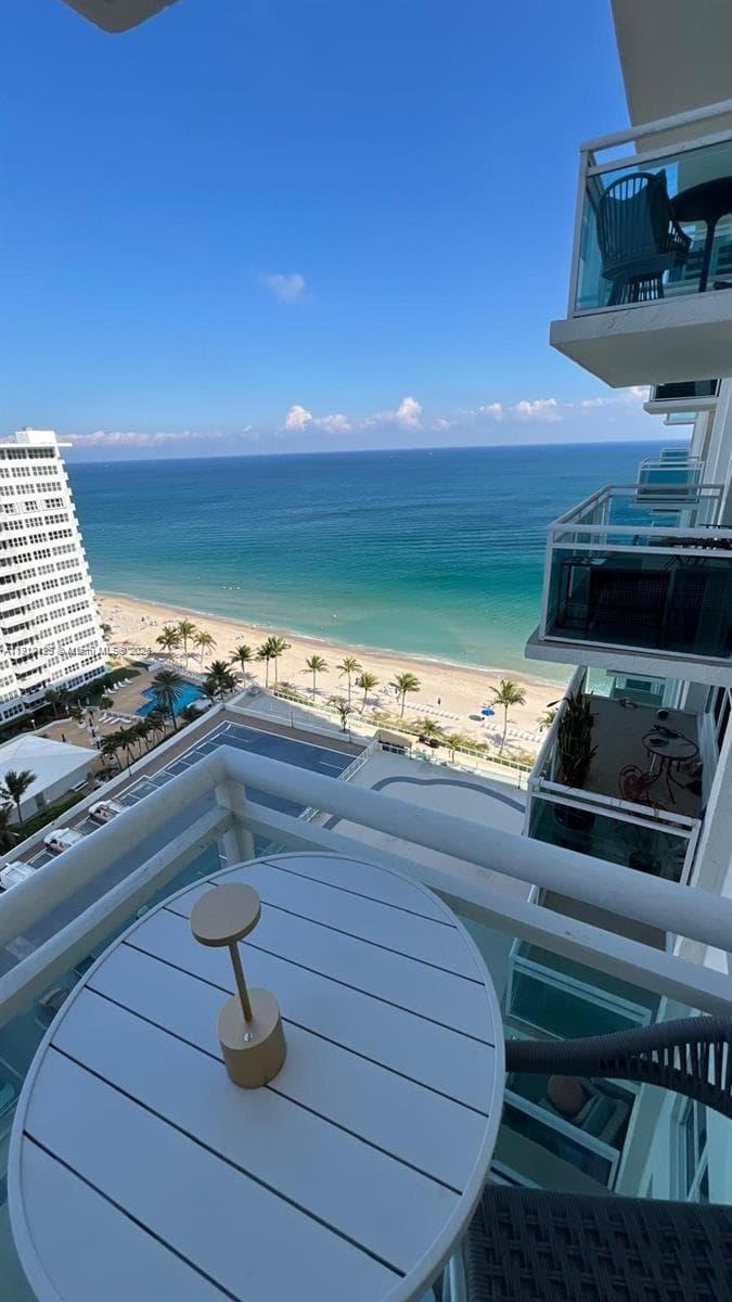 PLAYA DEL MAR CONDO · #1614 in Fort Lauderdale - Photo 46