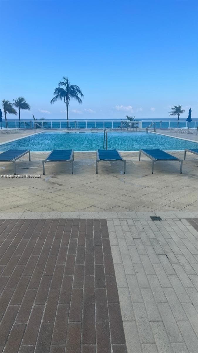 PLAYA DEL MAR CONDO · #1614 in Fort Lauderdale - Photo 5