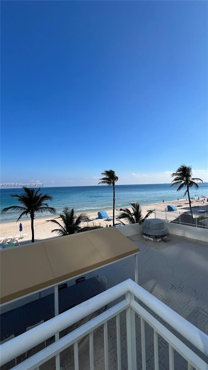 PLAYA DEL MAR CONDO · #1614 in Fort Lauderdale - Photo 48