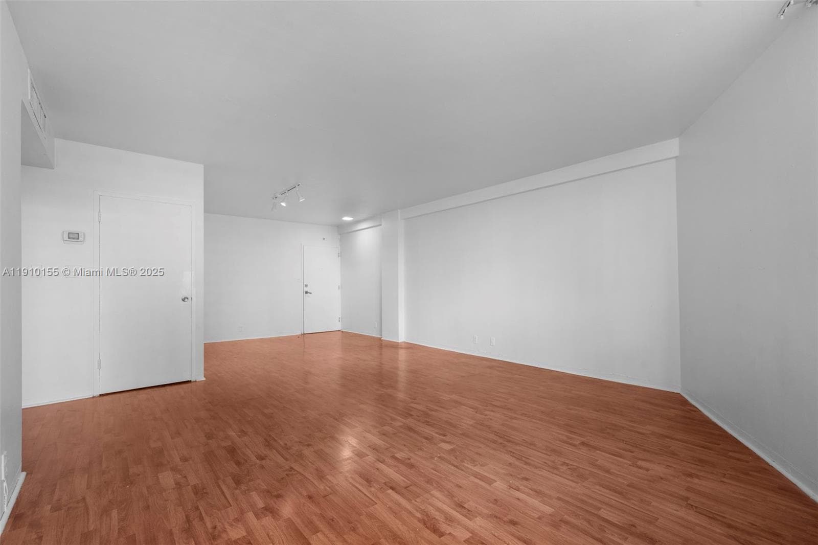 BAY PARK TOWERS CONDO · #214 in Miami - Photo 15