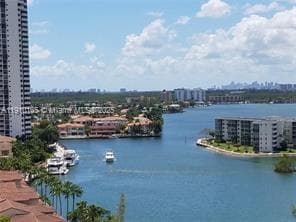 THE CLIPPER AT BISC COVE · #2003 in Aventura - Photo 5