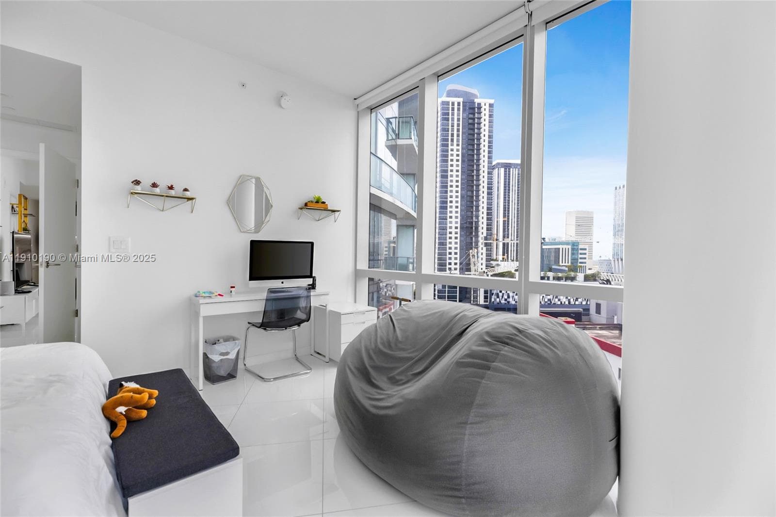 Paramount Miami Worldcenter · #1202 in Miami - Photo 13