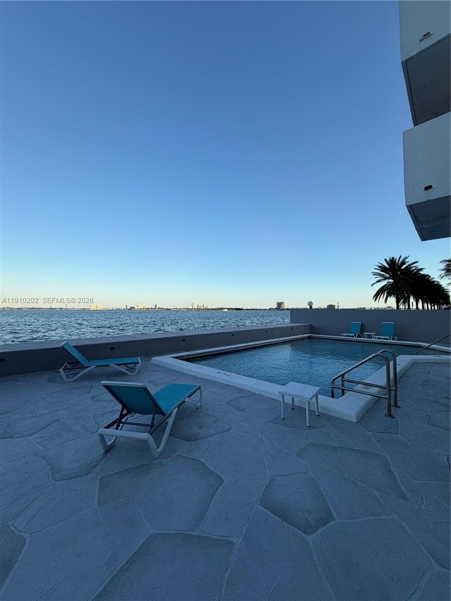 BAYVIEW TOWER CONDO · #203 in Miami - Photo 22