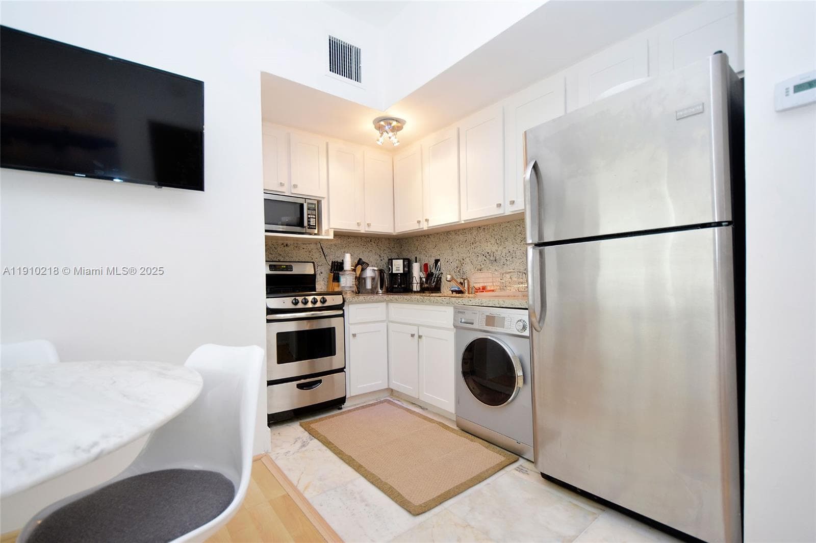 1342 drexel · #105 in Miami Beach - Photo 7