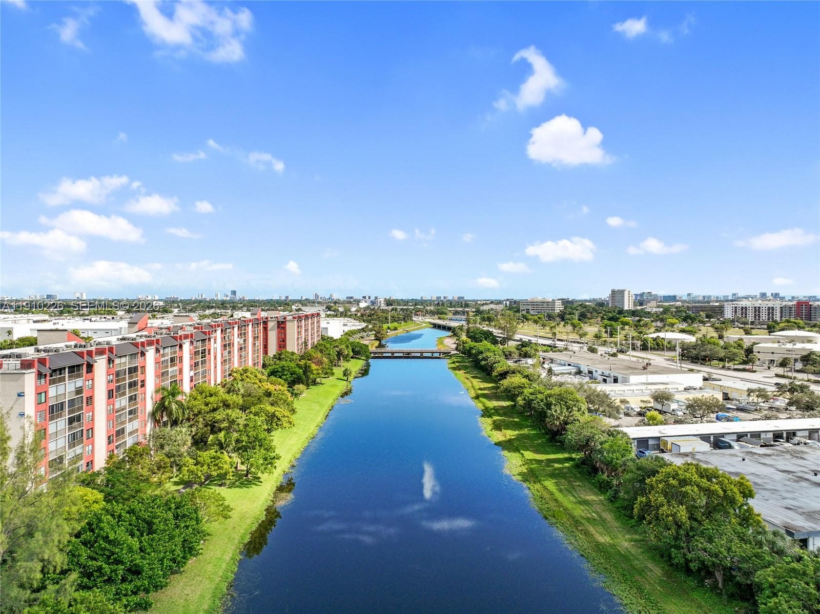 CYPRESS BEND CONDOMINIUM · #801 in Pompano Beach - Photo 27