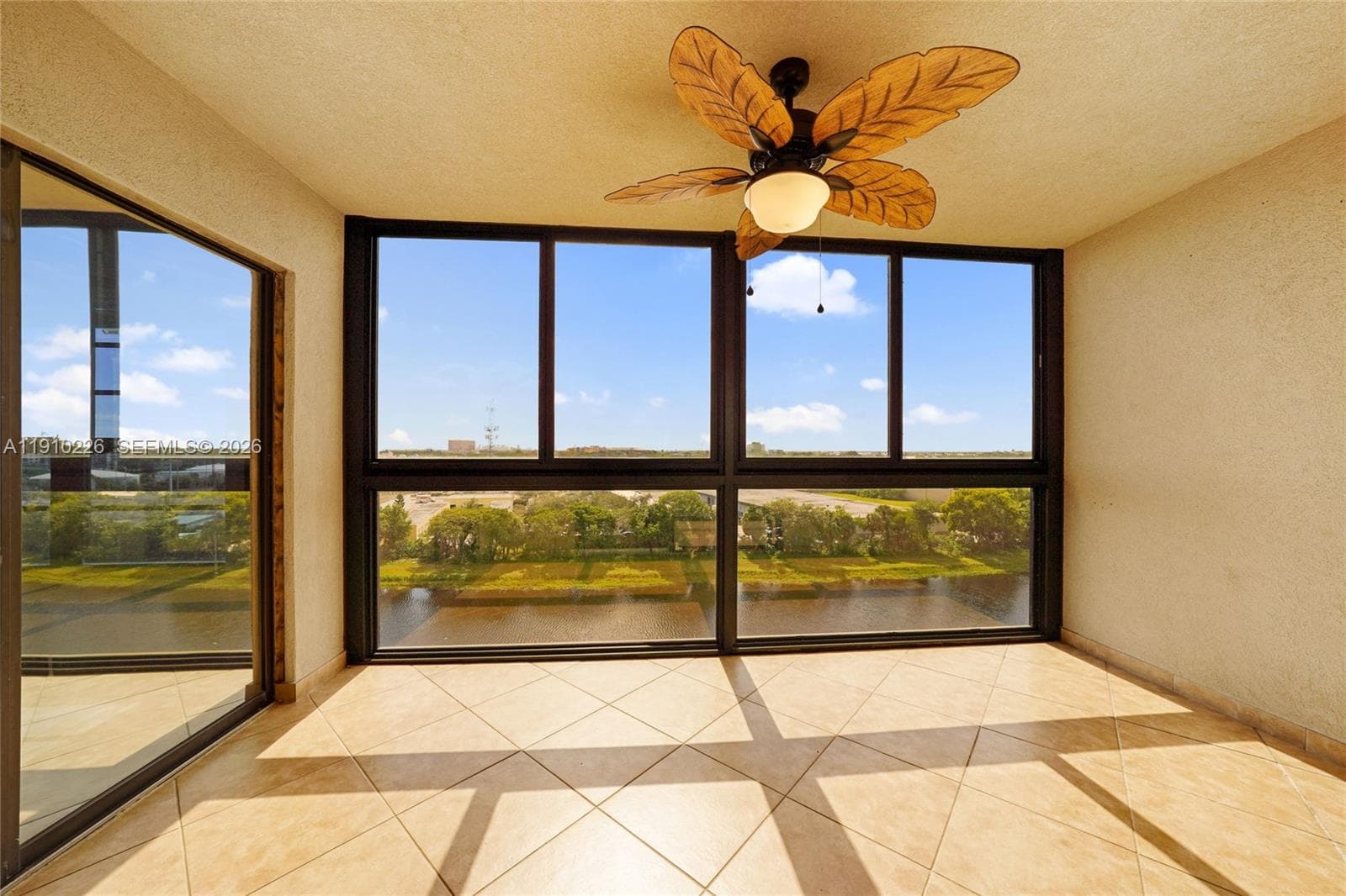 CYPRESS BEND CONDOMINIUM · #801 in Pompano Beach - Photo 20