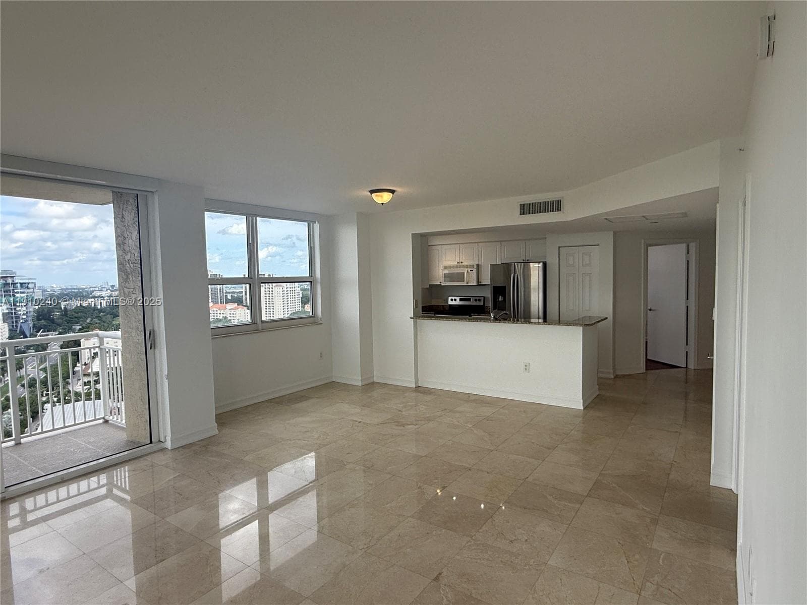 TURNBERRY ON THE GREEN CO · #2209 in Aventura - Photo 7